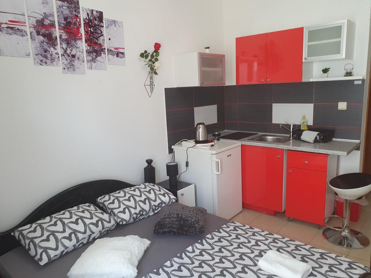 Studio Apartmani Ivanda Makarska Extérieur photo