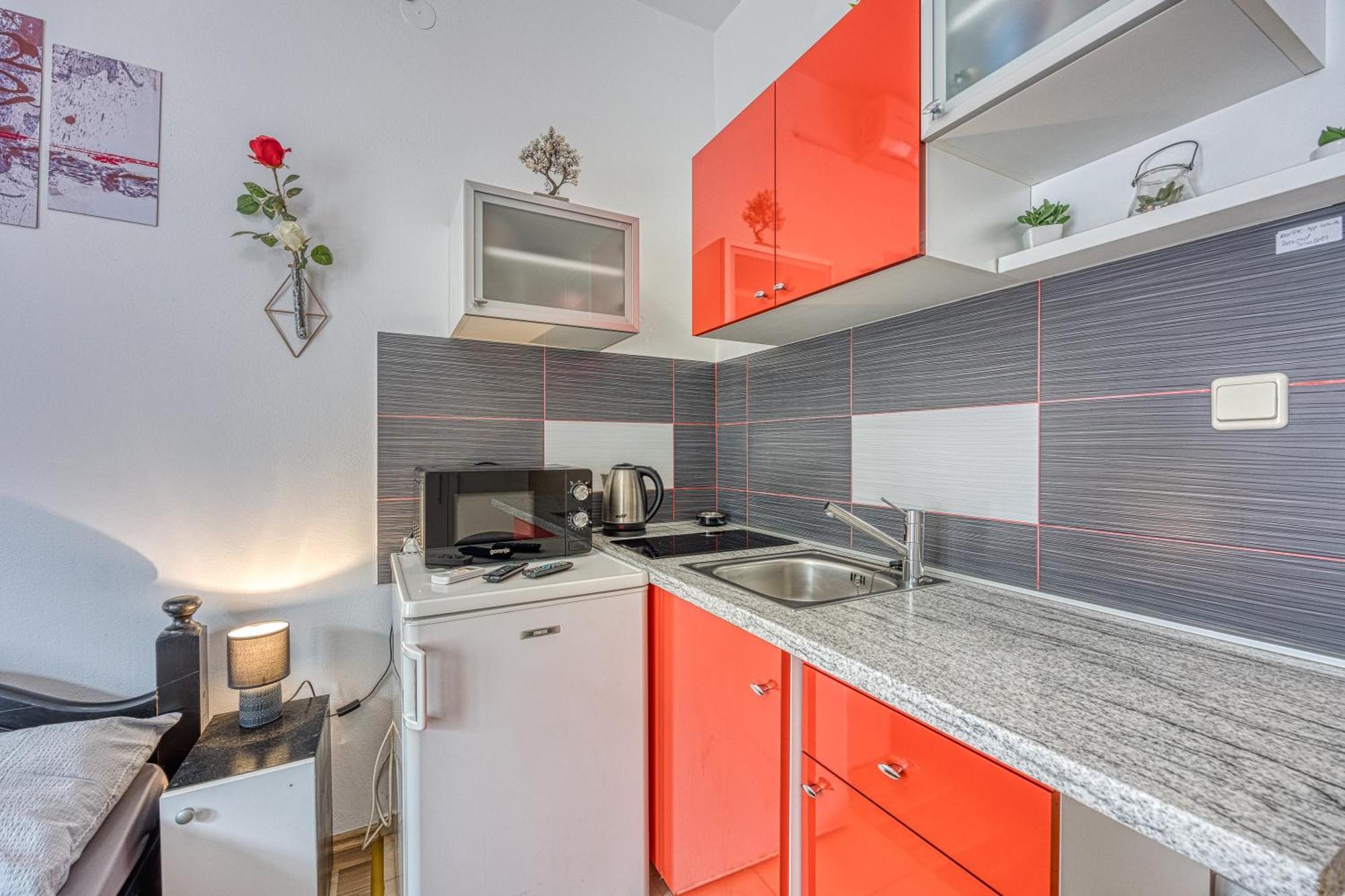 Studio Apartmani Ivanda Makarska Extérieur photo